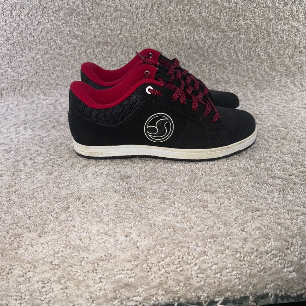 DVS skateboard shoes, great shape 8.5 in size